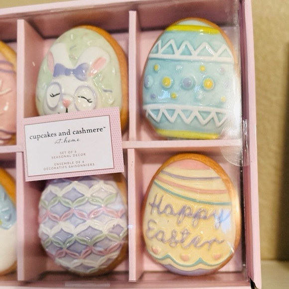 Cupcakes & Cashmere NWT Set of 6 Embossed Easter Eggs - Picture 3 of 3